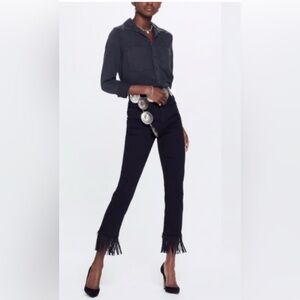 MOTHER The High Waisted Rascal Crop Fray The Whip EUC Size 25